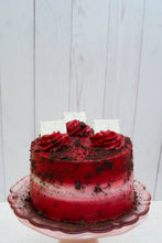 Cargar imagen en el visor de la galería, Pastel Cursi cookies &amp; cream (Chico)
